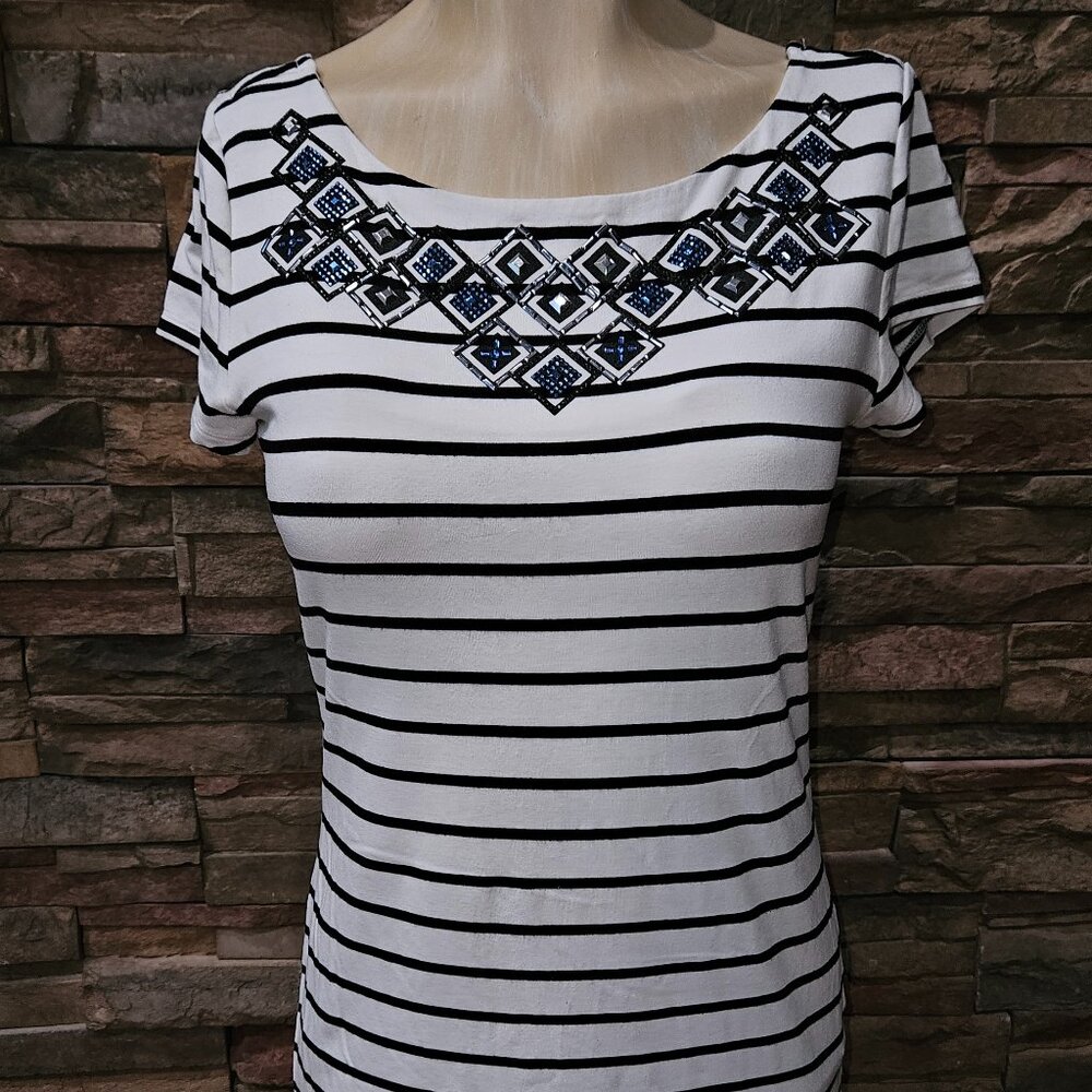 White House/Black Market Top
